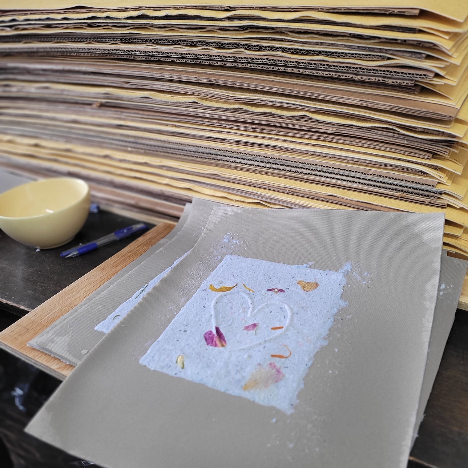 Craft and creative recycled papermaking workshop - Upcycling - 5 hours