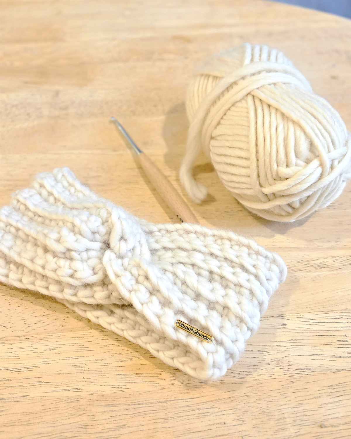 Coffret créatif - Kit DIY de fabrication d'un bandeau en crochet en laine de mérinos