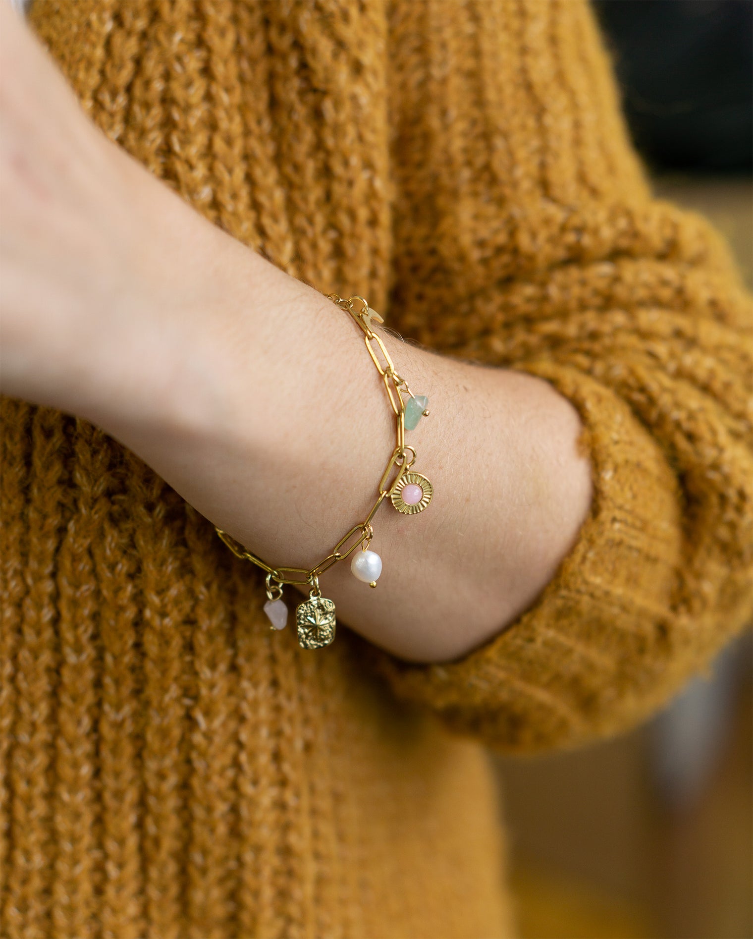 Workshop: make your own charm jewelry - jewelry bar - 2 hours by reservation