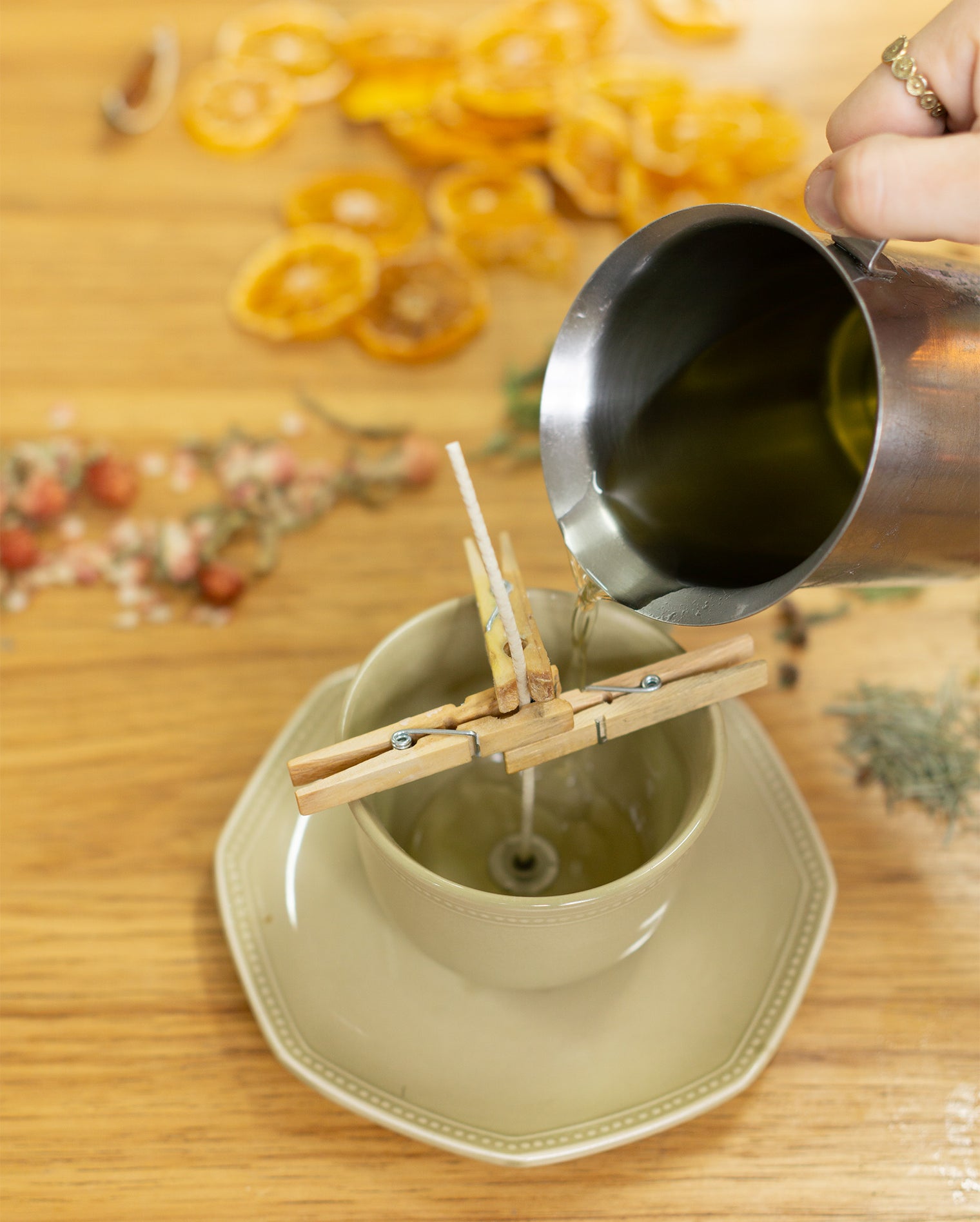 Private workshop on request only - Introductory workshop on scented candle making - Upcycle your pots! 3 hours