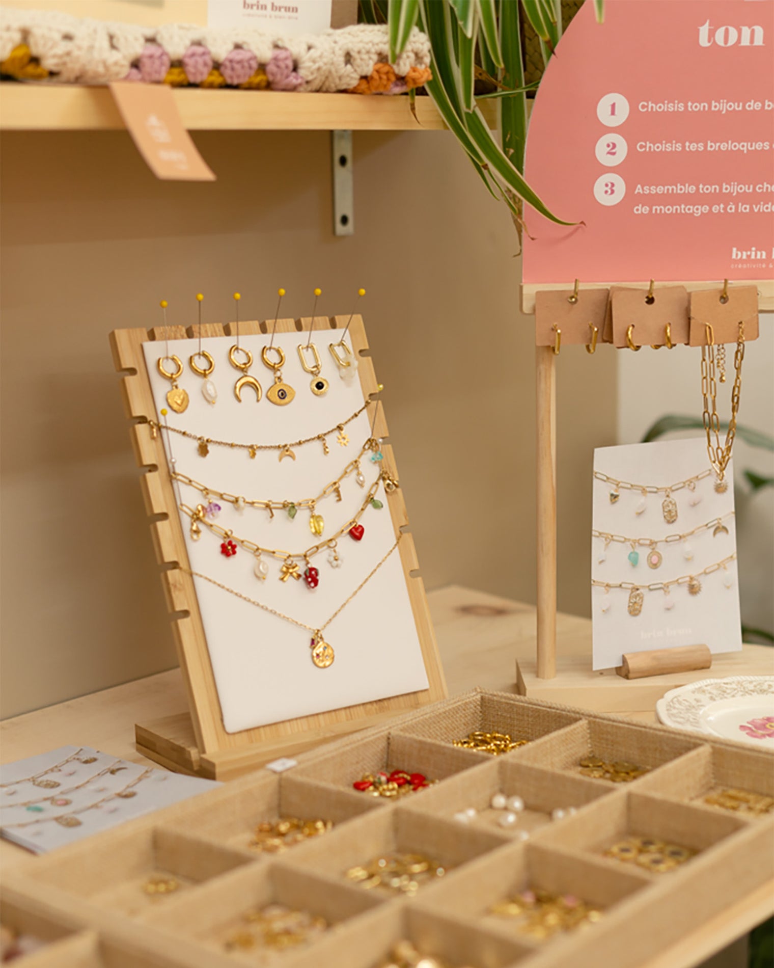 Workshop: make your own charm jewelry - jewelry bar - 2 hours by reservation