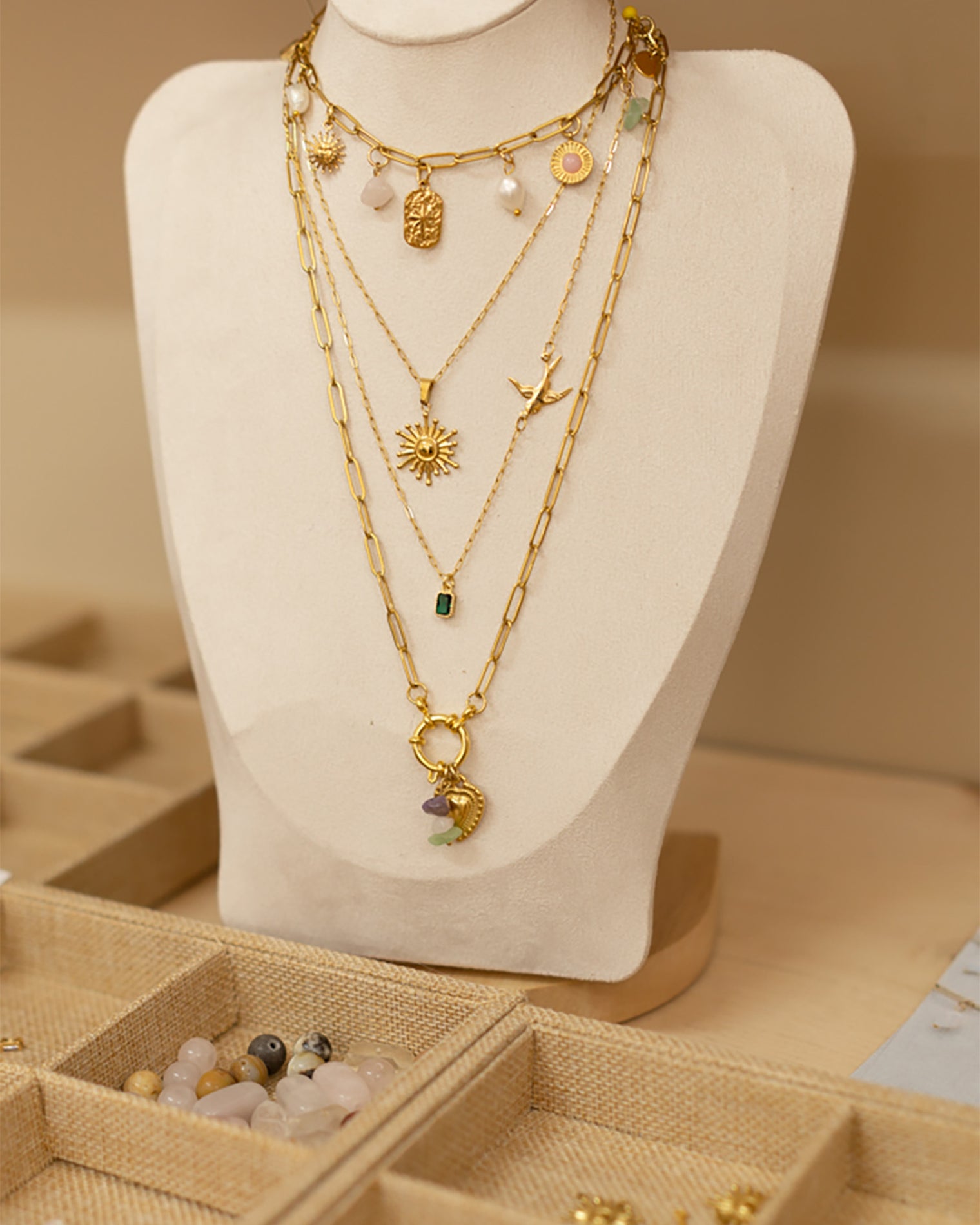 Atelier fabrique ton bijou à breloques- bar à bijoux -sur réservation 2 à 3h