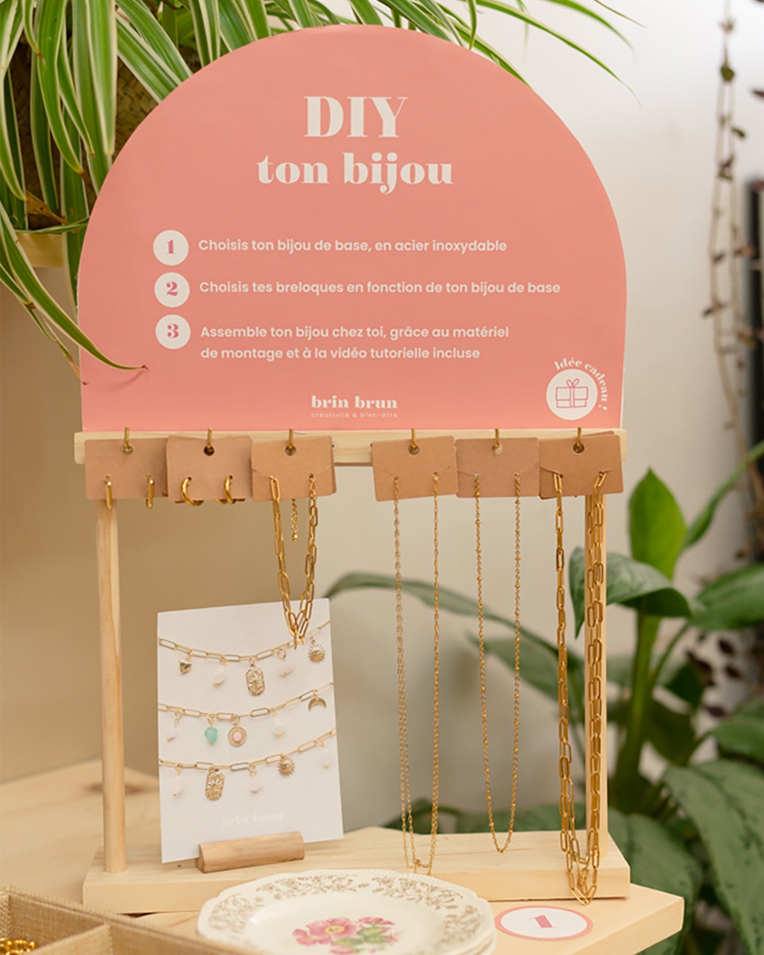 Workshop: make your own charm jewelry - jewelry bar - 2 hours by reservation