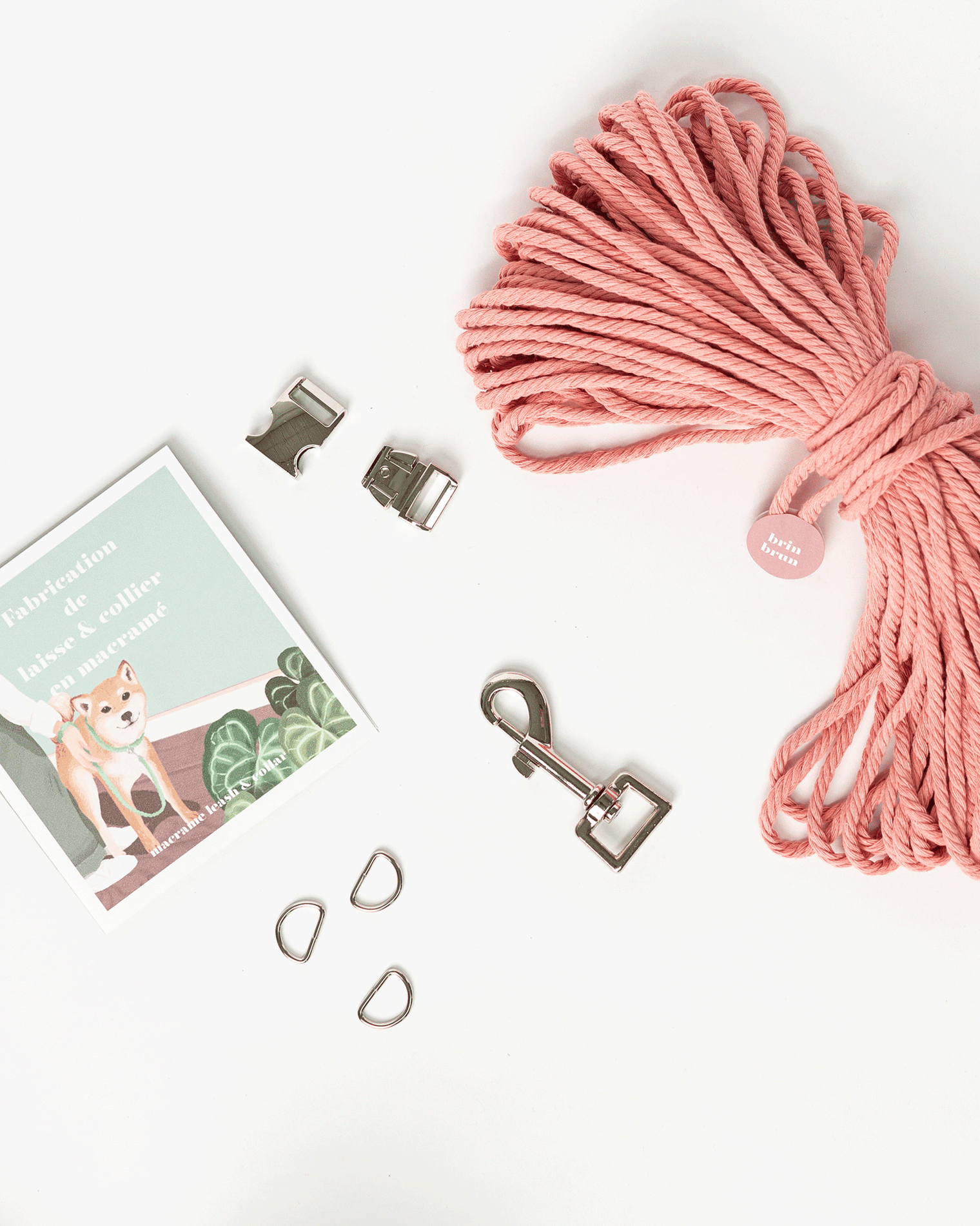 Fabrication d'une laisse de chien et collier en macramé