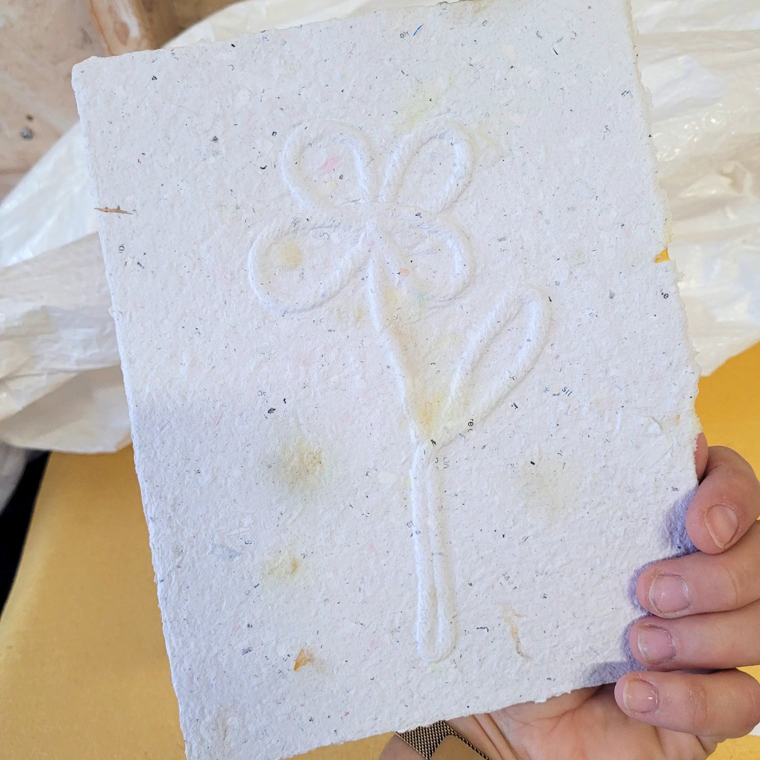 Craft and creative recycled papermaking workshop - Upcycling - 5 hours