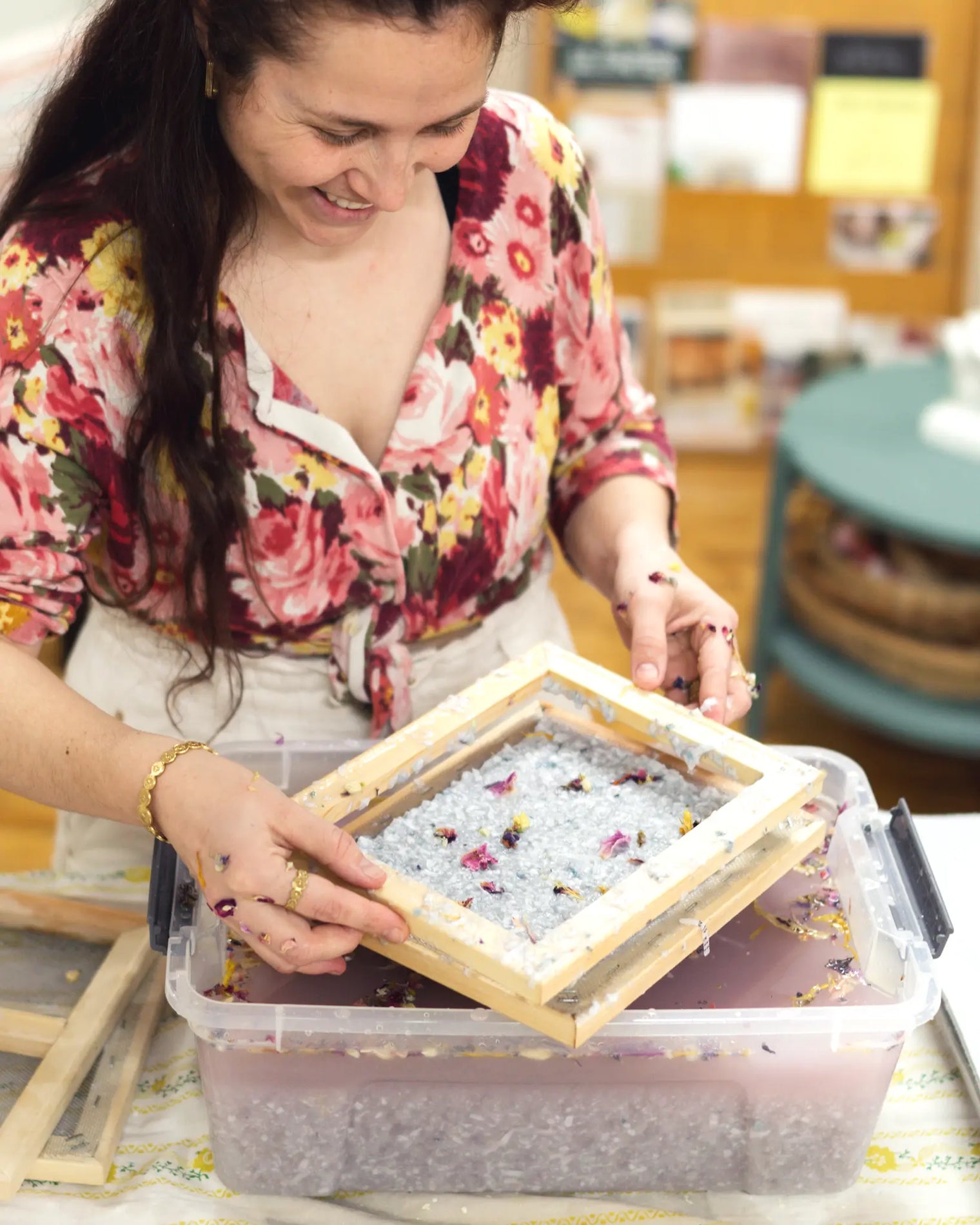 Craft and creative recycled papermaking workshop - Upcycling - 5 hours