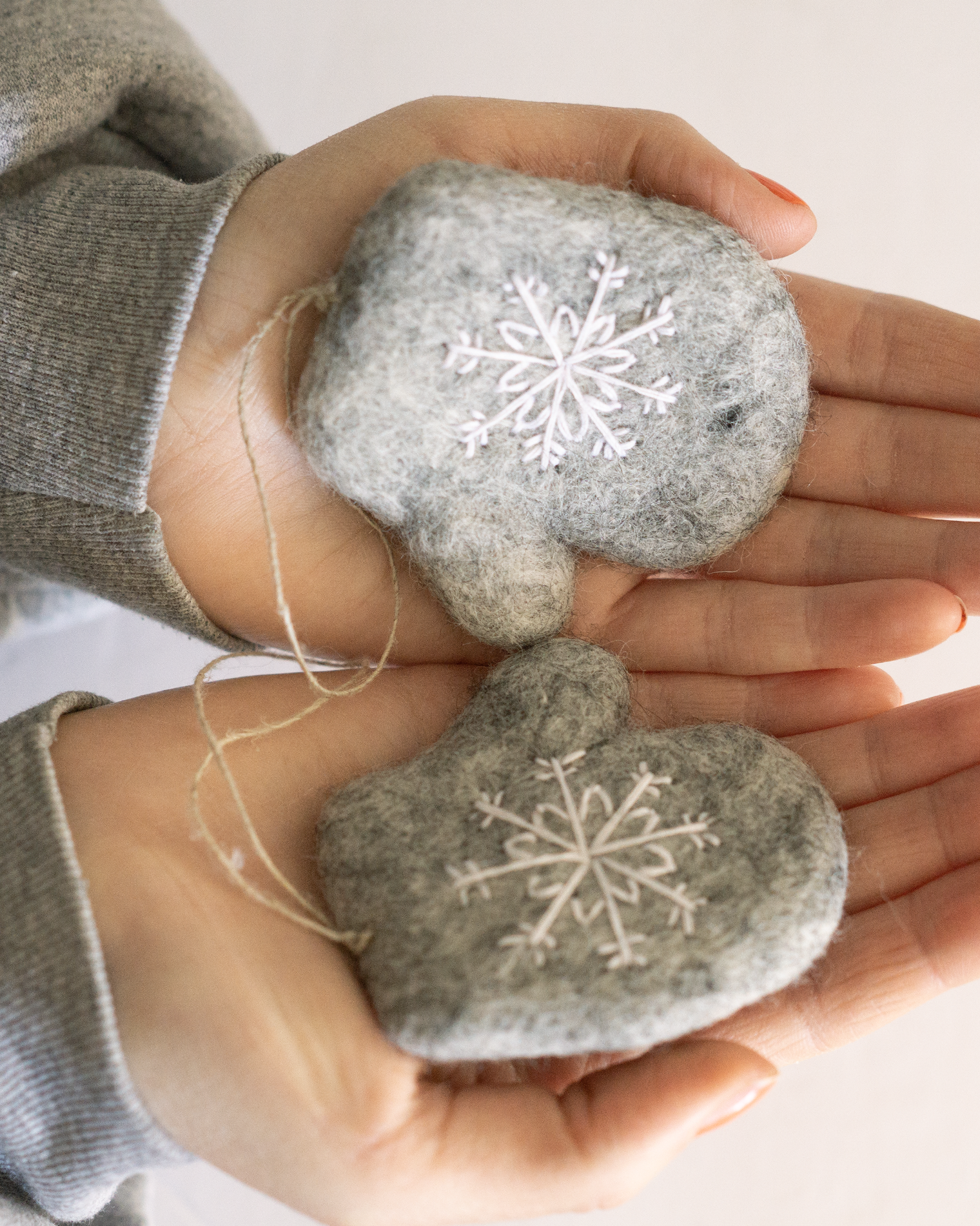 Felted mitten ornaments christmas decor